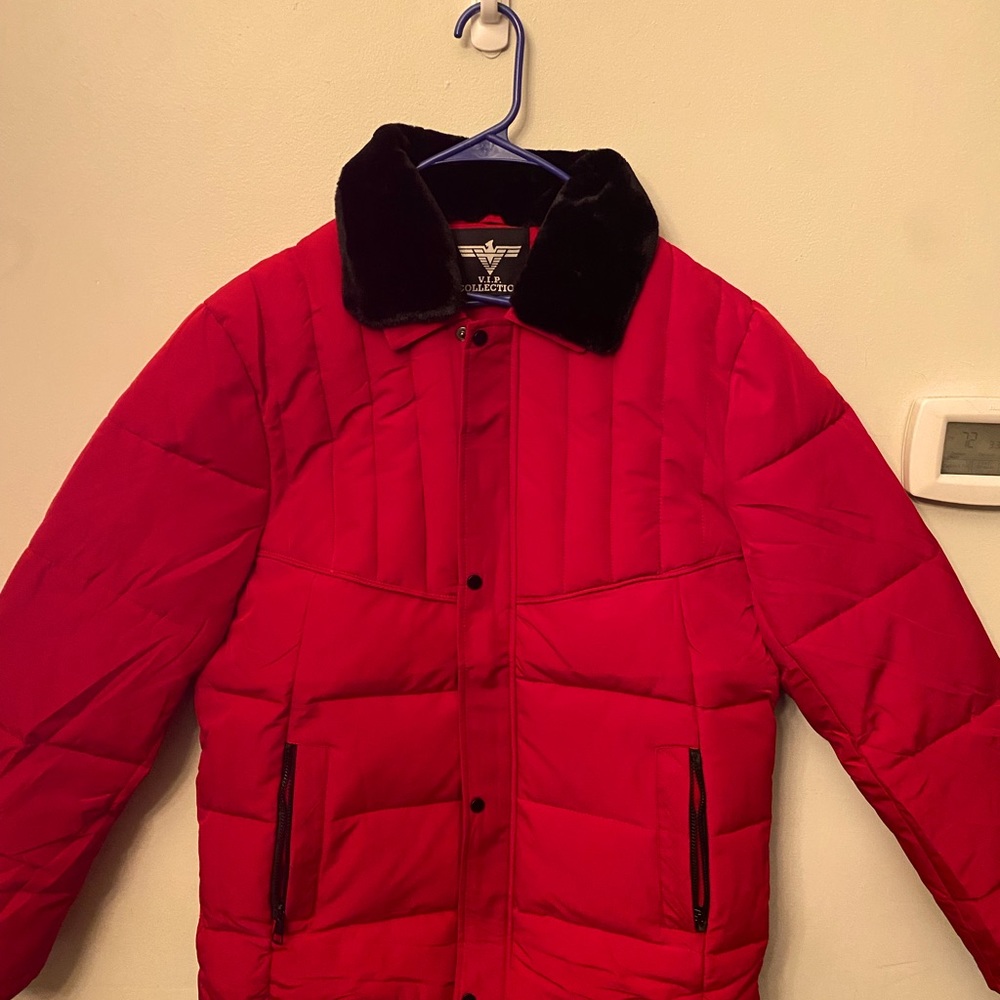 Men’s Large Red Heavy Duty Winter Coat by V.I.P. Collection.